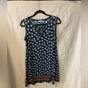 Women’s medium Max Studio dress